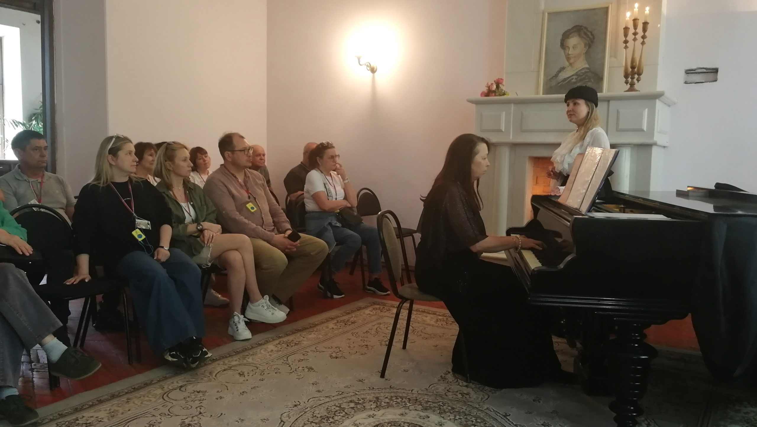 Первичной профсоюзной организацией ГБУ»Дворец спорта» 15 мая 2026 года была организована автобусная экскурсия в Тетюши.