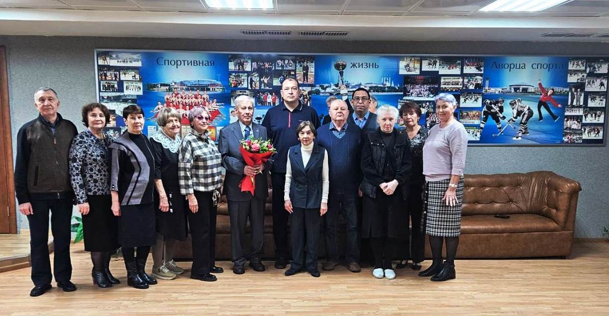 Сегодня 11 ноября 2025 года исполняется 80 лет Айбятову Ренату Рахимовичу